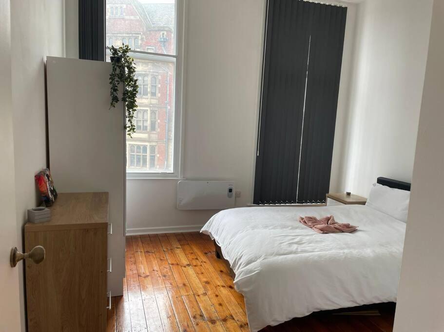 Spacious Flat For 6 City Center Gs305 Sheffield Eksteriør billede